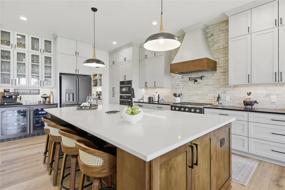 2165 County Road 250 Road Weimar, TX 78962