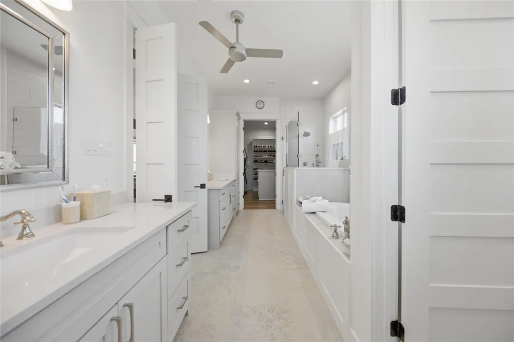 2165 County Road 250 Road Weimar, TX 78962