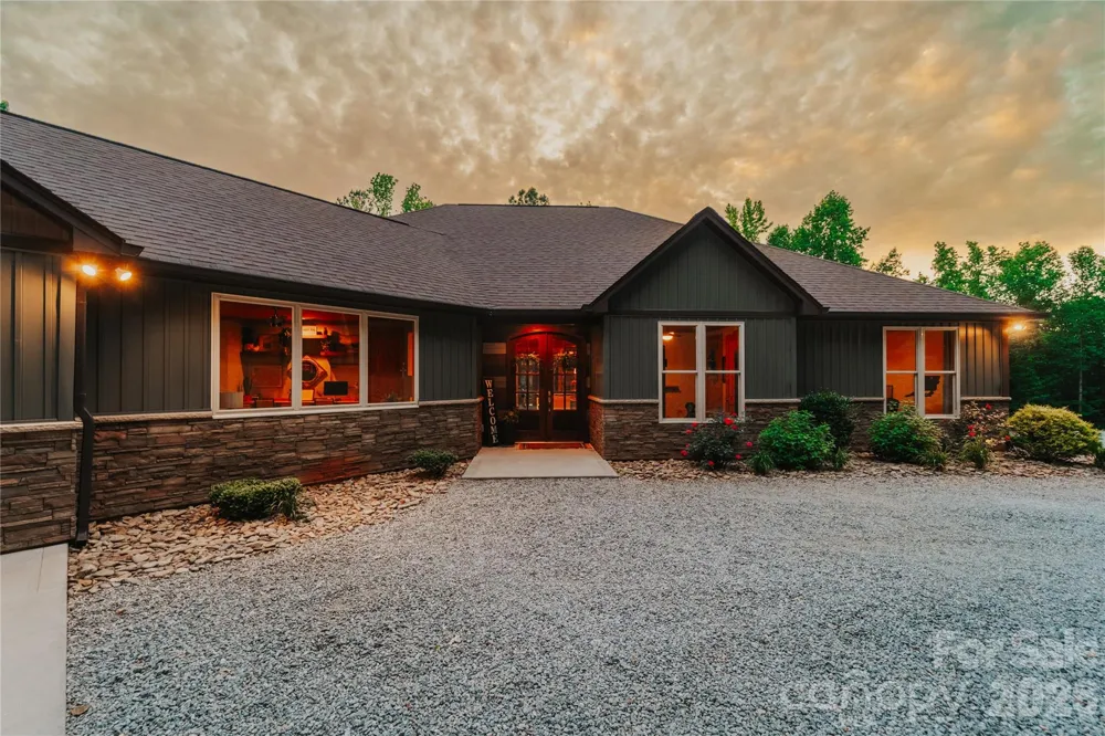 2620 Mathis Church Road Catawba, NC 28609