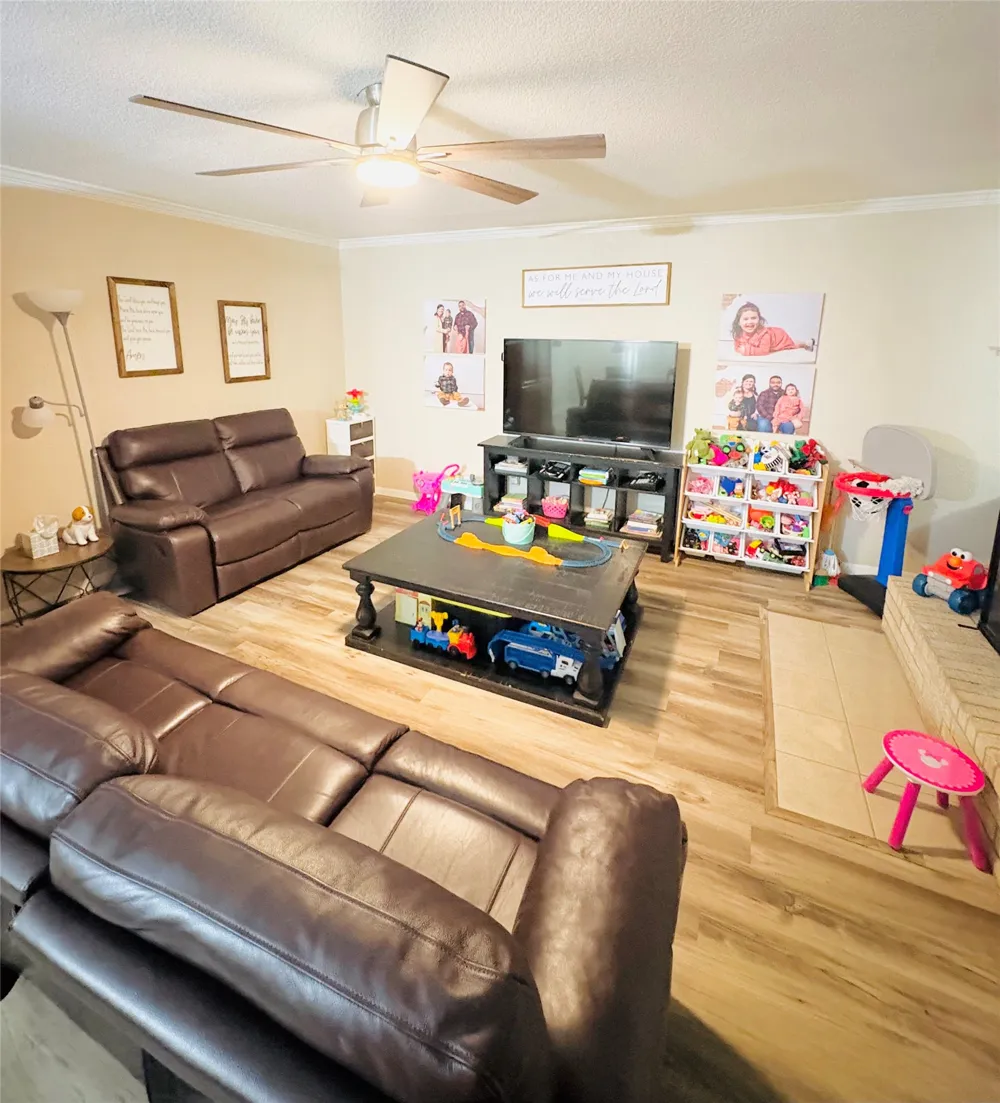 506 Oakwood Drive Eastland, TX 76448