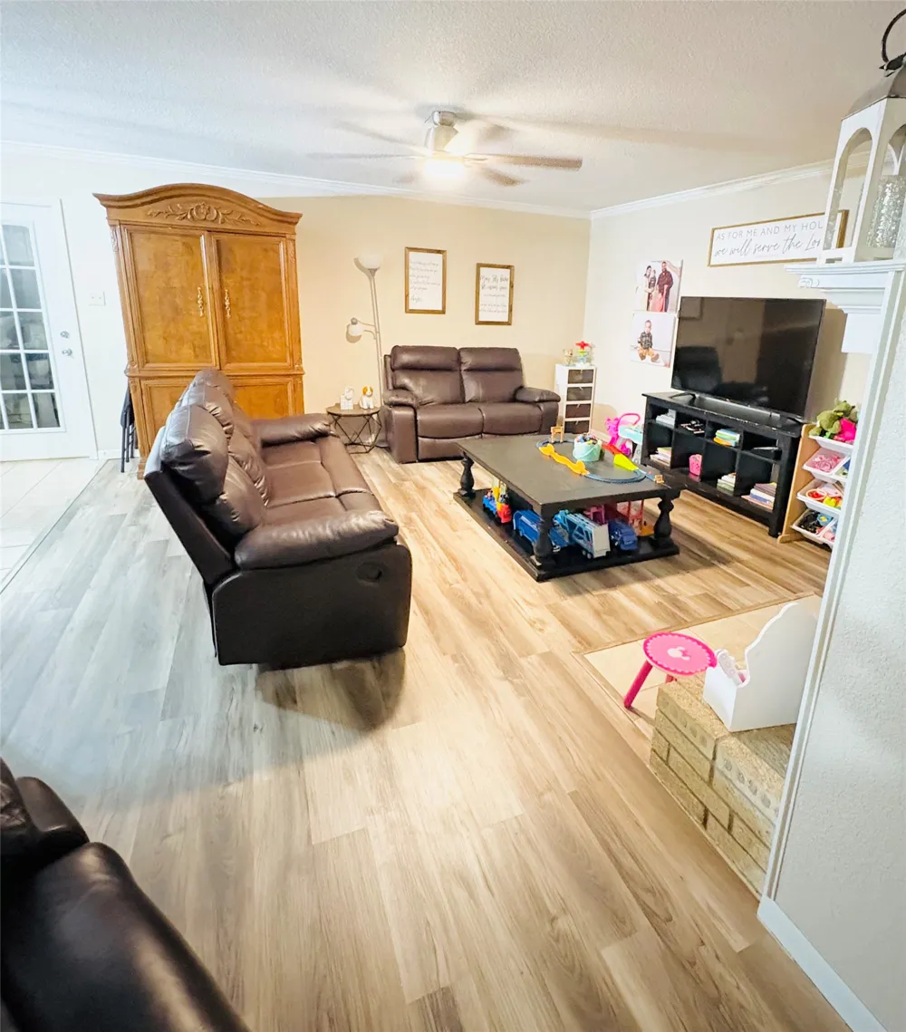 506 Oakwood Drive Eastland, TX 76448