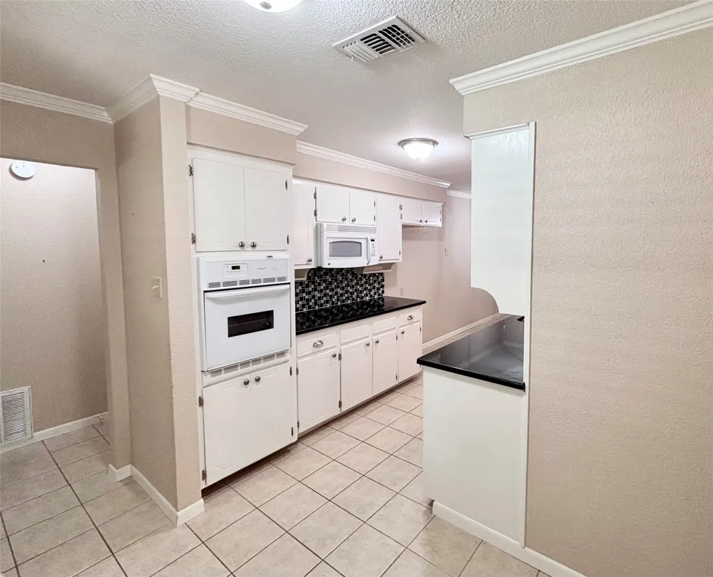 506 Oakwood Drive Eastland, TX 76448
