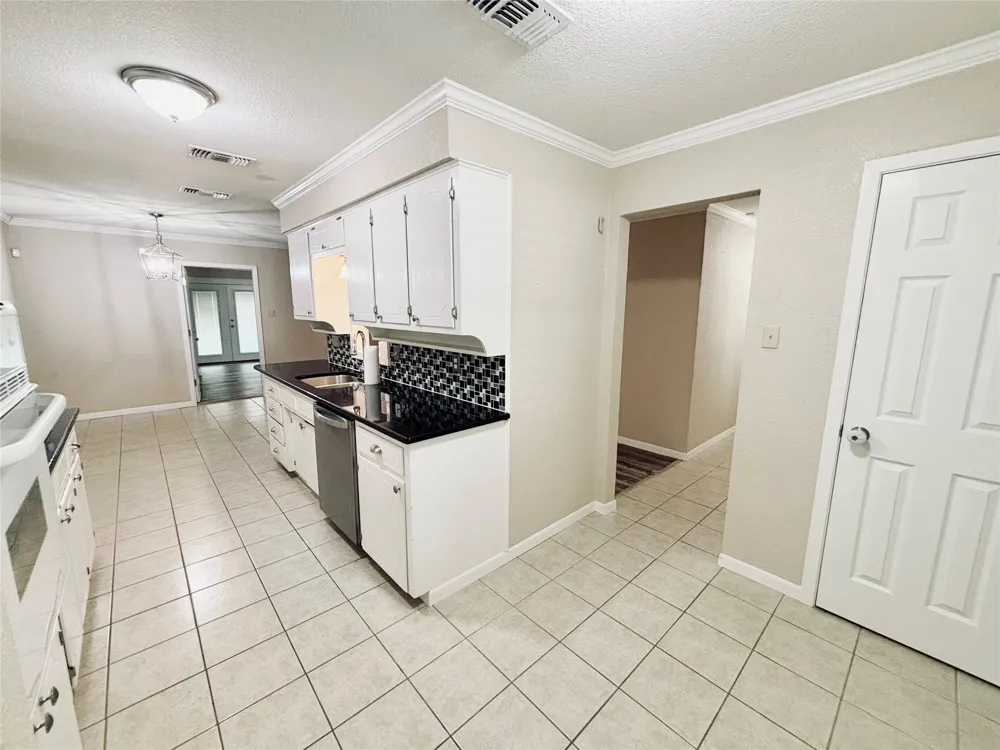 506 Oakwood Drive Eastland, TX 76448