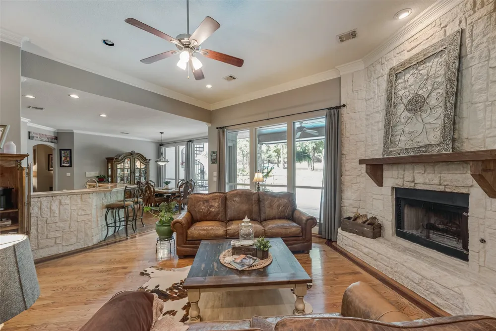 115 River Run Drive Azle, TX 76020