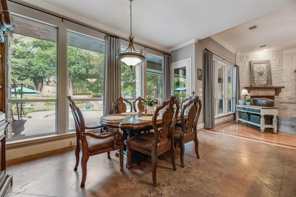 115 River Run Drive Azle, TX 76020