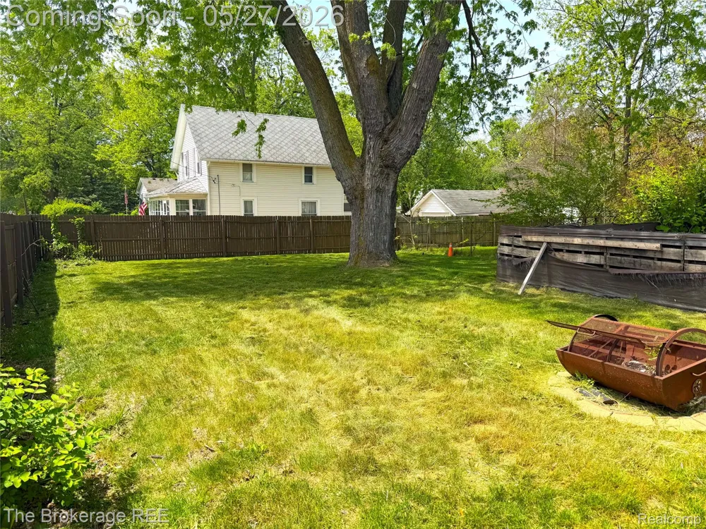 11205 Saginaw Street Mt Morris City, MI 48458