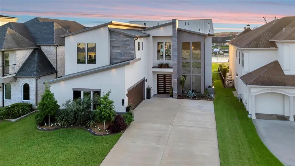 725 Pegasus Lane League City, TX 77573