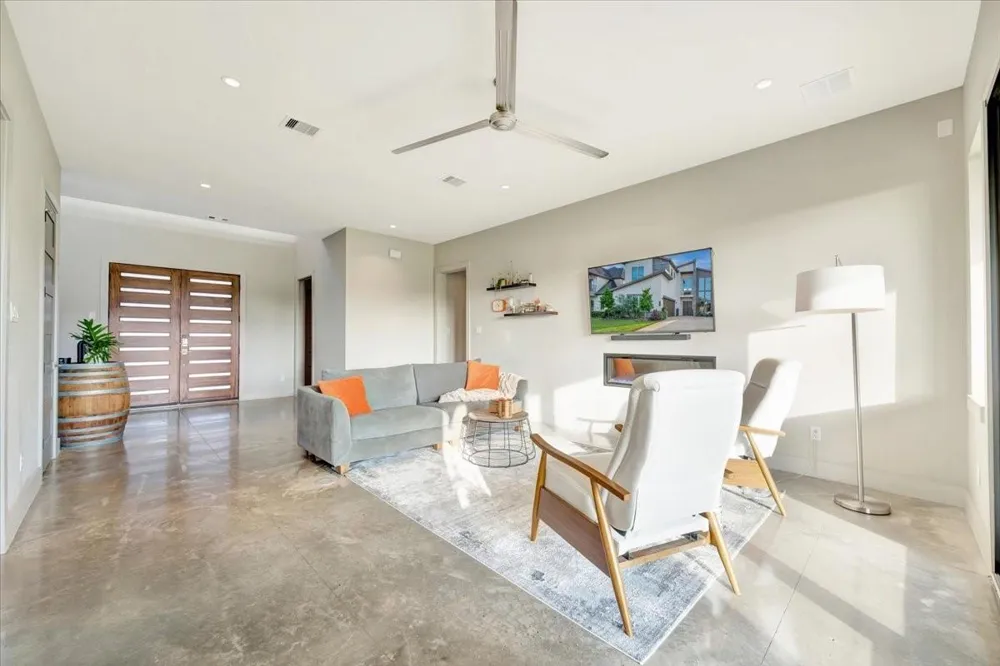 725 Pegasus Lane League City, TX 77573