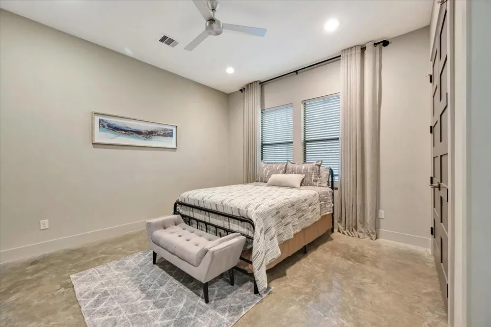 725 Pegasus Lane League City, TX 77573