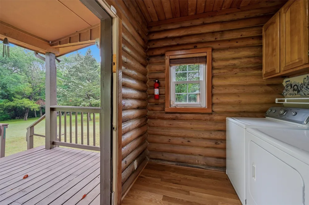 570 Roy Ayres Road Bells, TX 75414