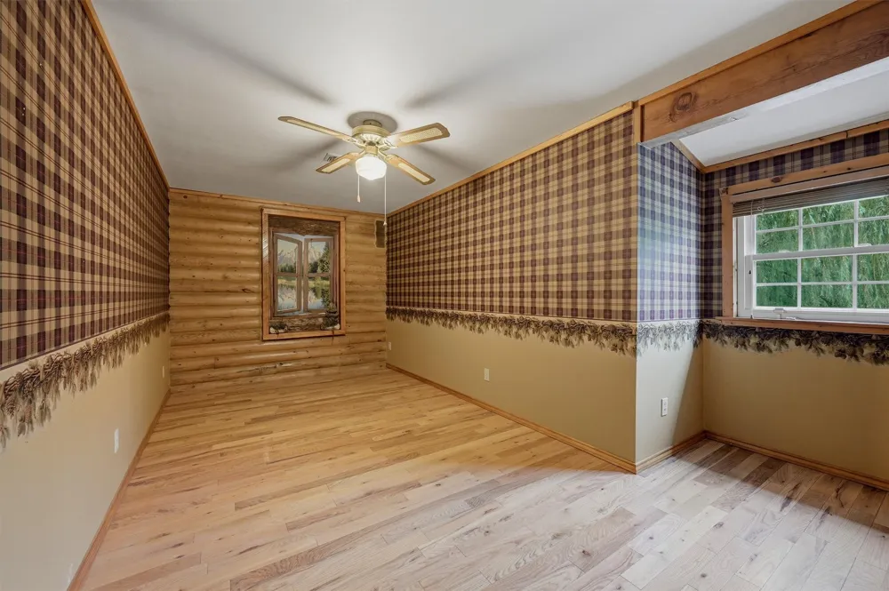 570 Roy Ayres Road Bells, TX 75414