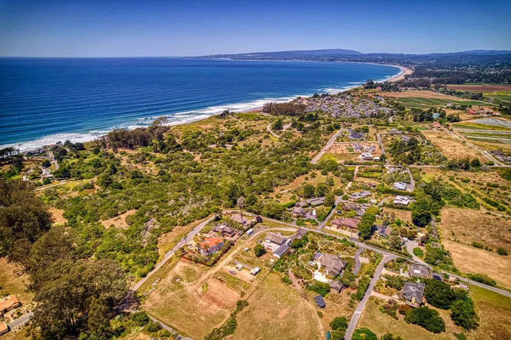 1101 Crest Drive La Selva Beach, CA 95076