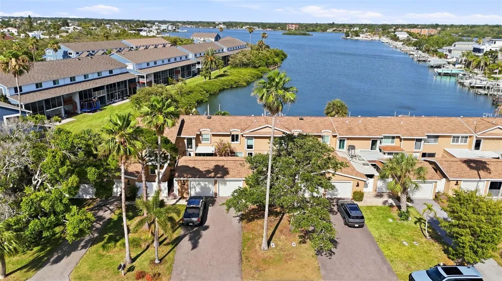 833 E GULF BOULEVARD #103 Indian Rocks Beach, FL 33785
