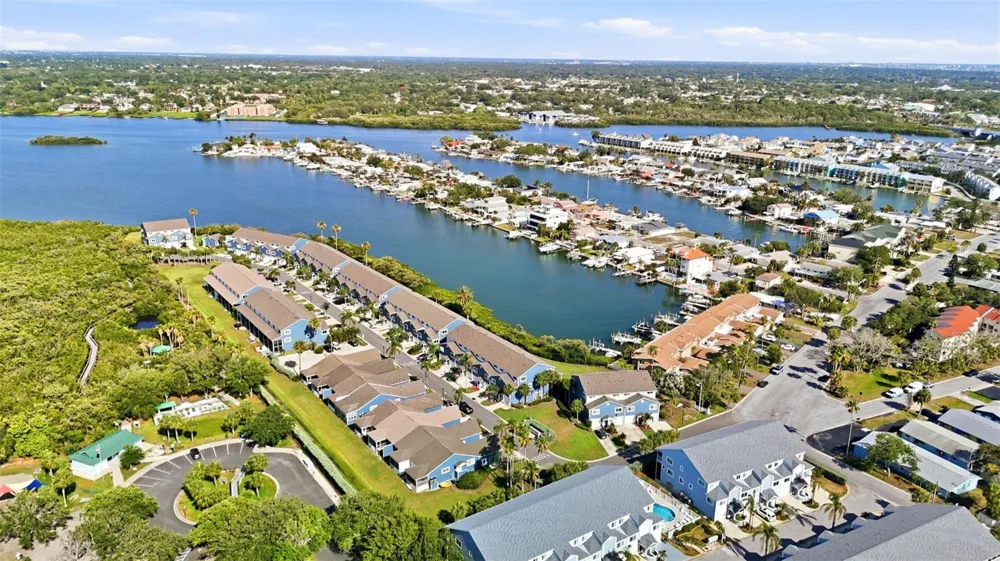 833 E GULF BOULEVARD #103 Indian Rocks Beach, FL 33785