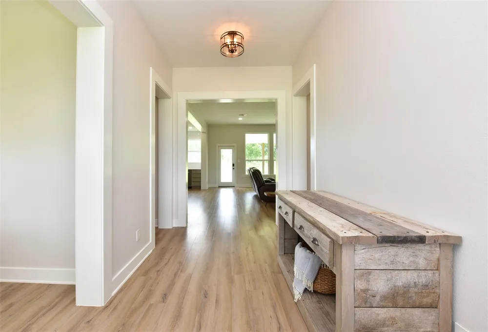 406 County Road 100 Boling, TX 77420