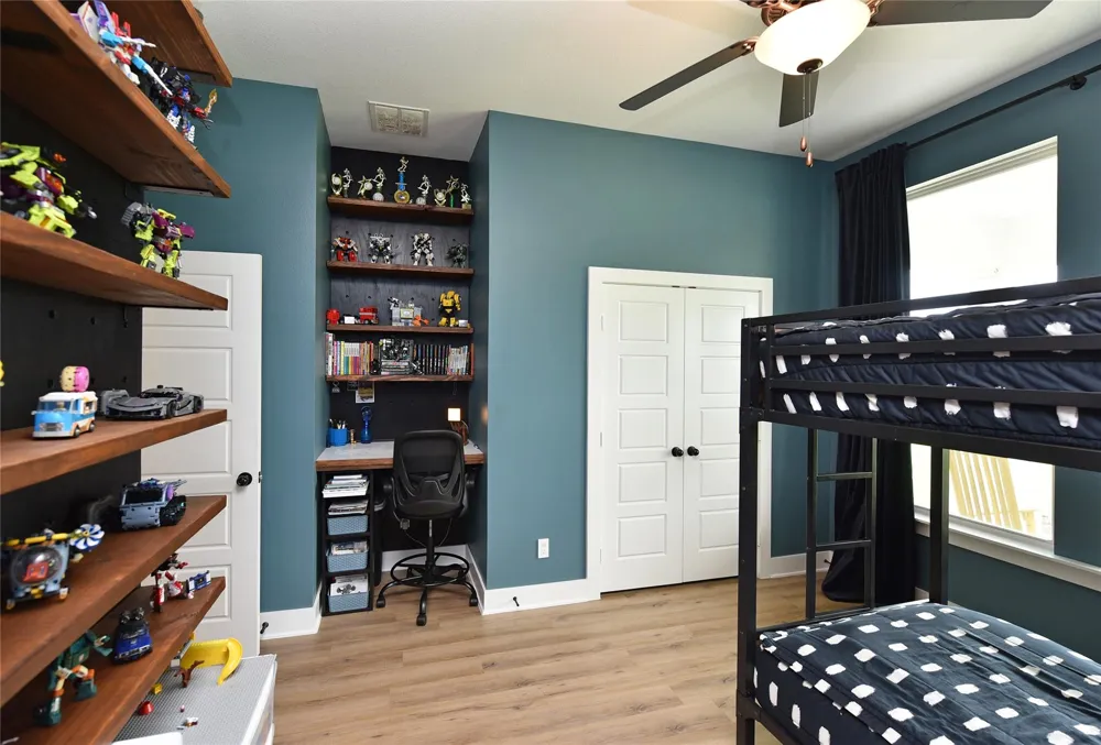 406 County Road 100 Boling, TX 77420