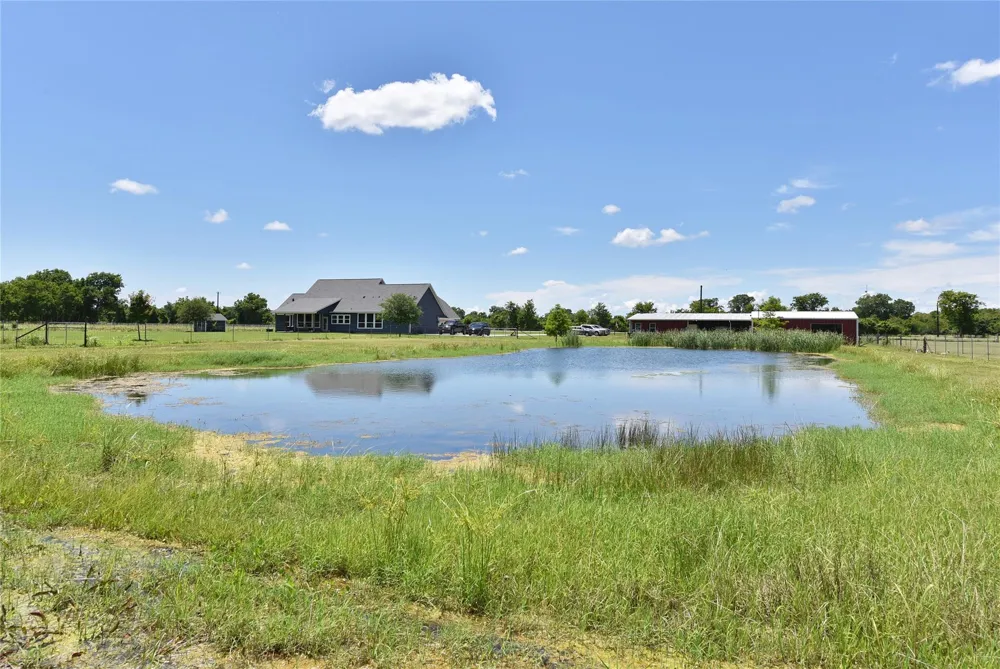 406 County Road 100 Boling, TX 77420