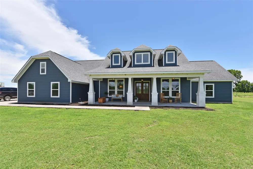 406 County Road 100 Boling, TX 77420