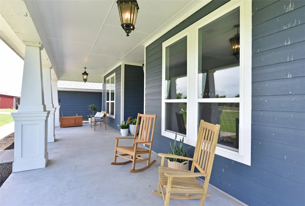 406 County Road 100 Boling, TX 77420