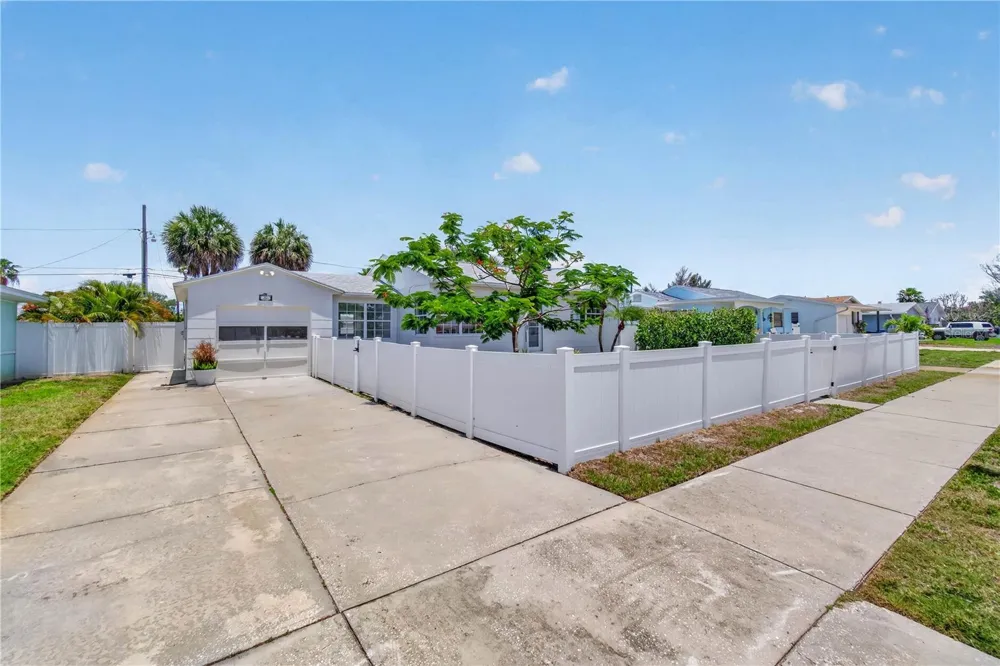 260 42ND AVENUE St Pete Beach, FL 33706