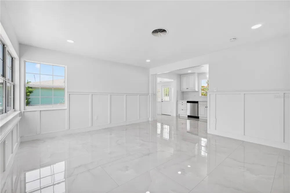 260 42ND AVENUE St Pete Beach, FL 33706