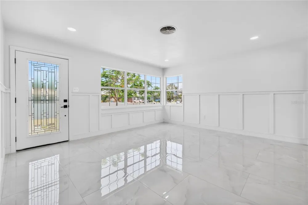 260 42ND AVENUE St Pete Beach, FL 33706