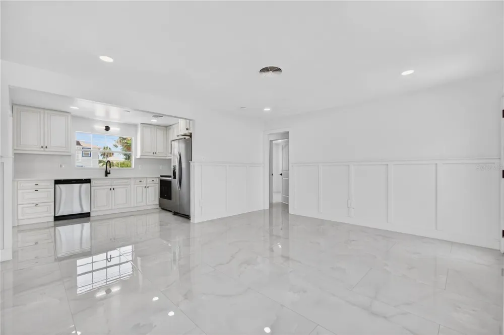 260 42ND AVENUE St Pete Beach, FL 33706