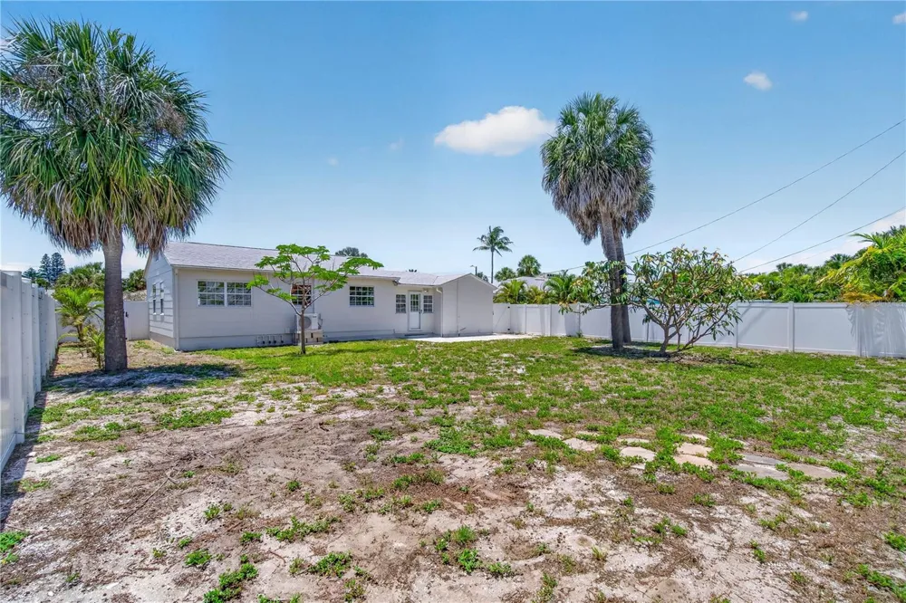 260 42ND AVENUE St Pete Beach, FL 33706