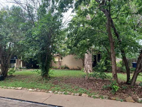 4906 Westfield Drive