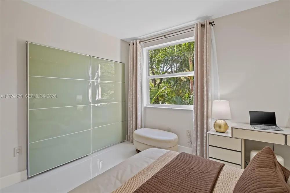 17145 Bay Rd #4204 Sunny Isles Beach, FL 33160