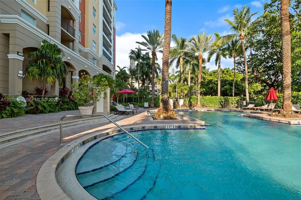 17145 Bay Rd #4204 Sunny Isles Beach, FL 33160