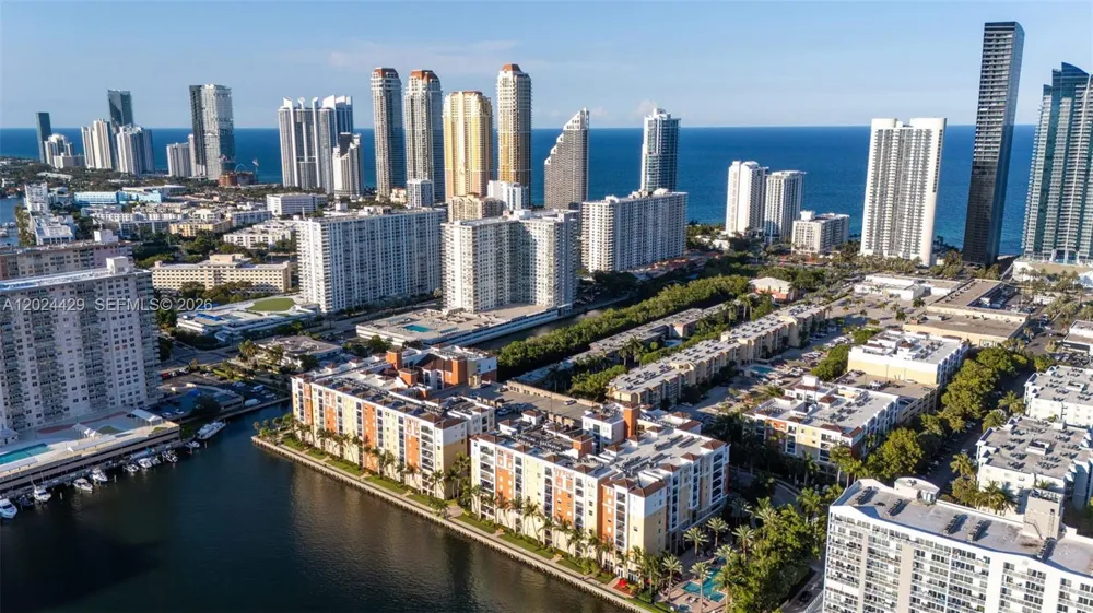 17145 Bay Rd #4204 Sunny Isles Beach, FL 33160