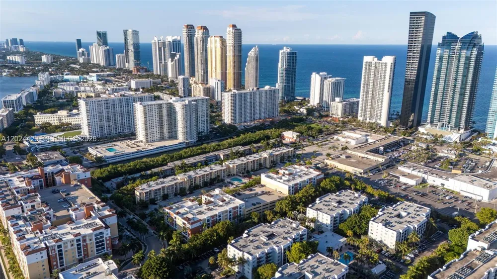 17145 Bay Rd #4204 Sunny Isles Beach, FL 33160