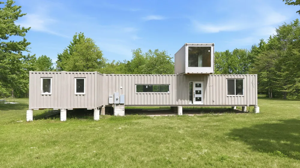 7767 Warren Woods Road Chikaming Township, MI 49128