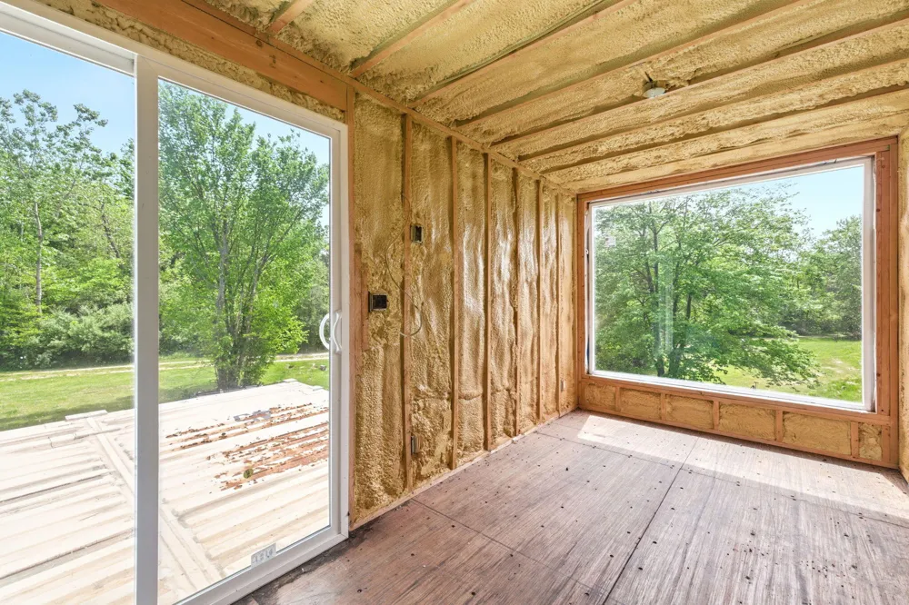 7767 Warren Woods Road Chikaming Township, MI 49128