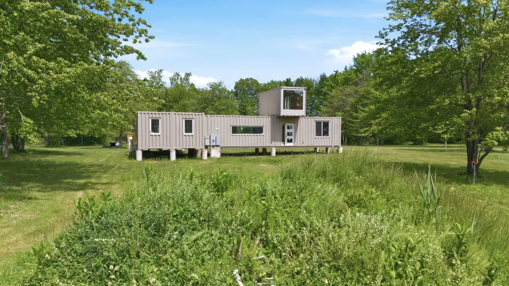 7767 Warren Woods Road Chikaming Township, MI 49128