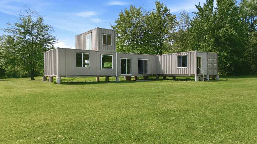 7767 Warren Woods Road Chikaming Township, MI 49128