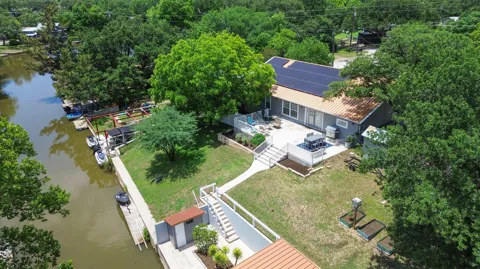221 County Road 136C