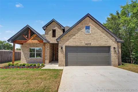 4212 SE Fairview Road