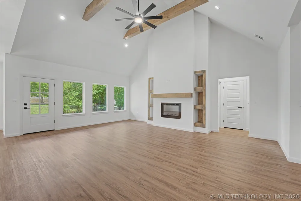 4212 SE Fairview Road Bartlesville, OK 74006