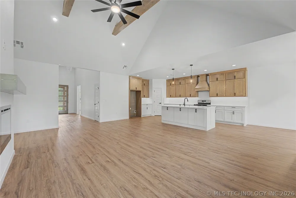 4212 SE Fairview Road Bartlesville, OK 74006