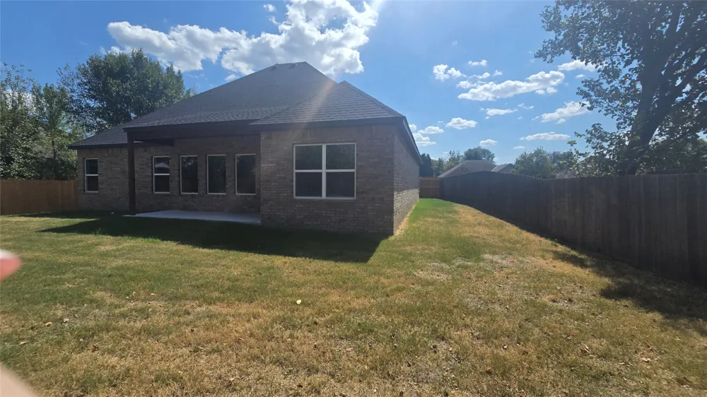 4212 SE Fairview Road Bartlesville, OK 74006