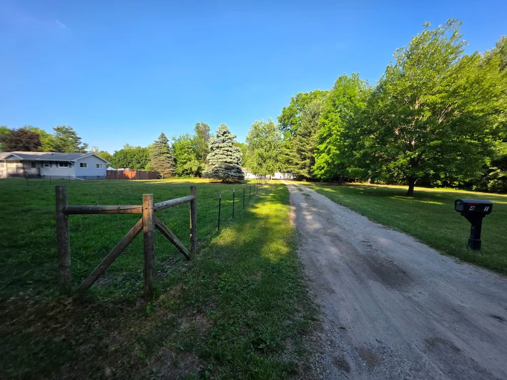 4201 Secor Road Ida, MI 48140
