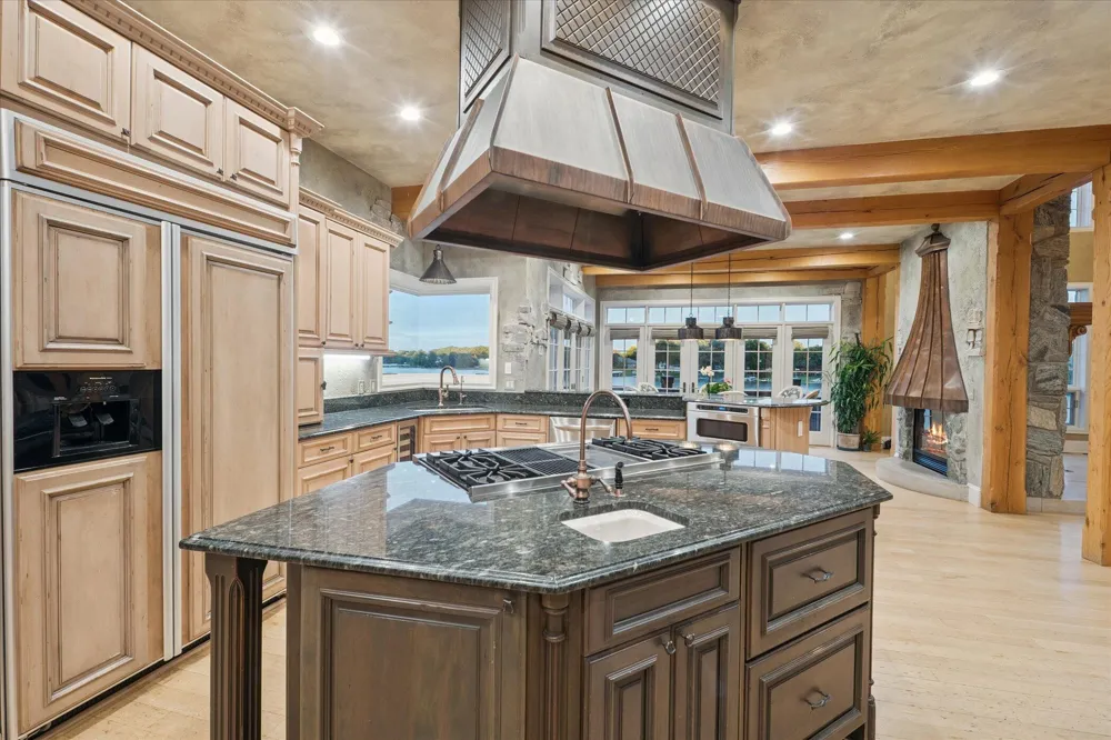 4349 Island View Drive Fenton, MI 48430