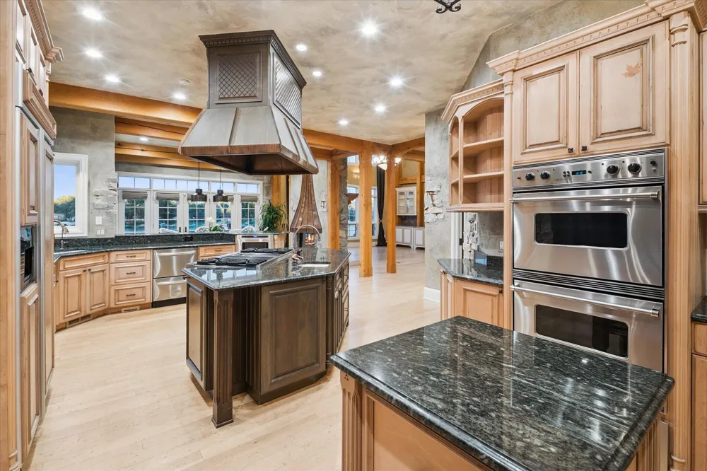 4349 Island View Drive Fenton, MI 48430