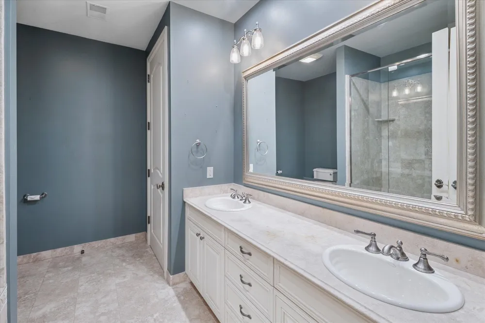 4349 Island View Drive Fenton, MI 48430