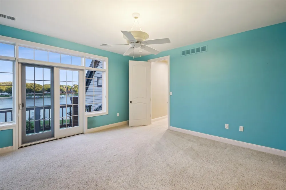 4349 Island View Drive Fenton, MI 48430