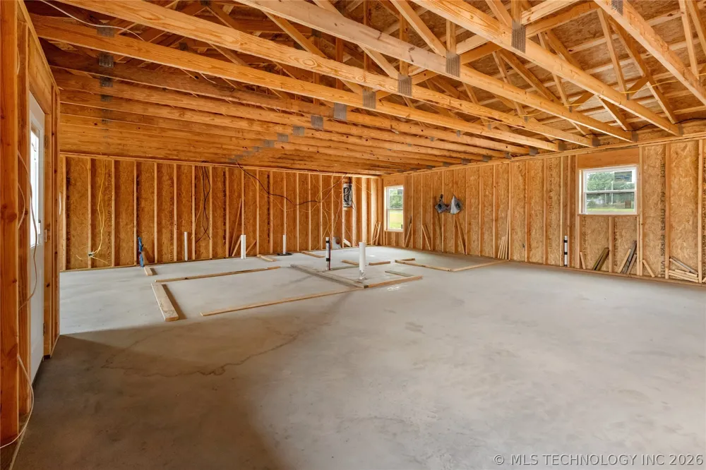 10 Texanna Eufaula, OK 74432