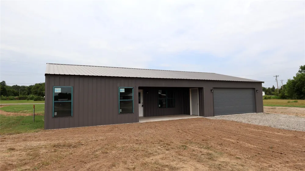10 Texanna Eufaula, OK 74432