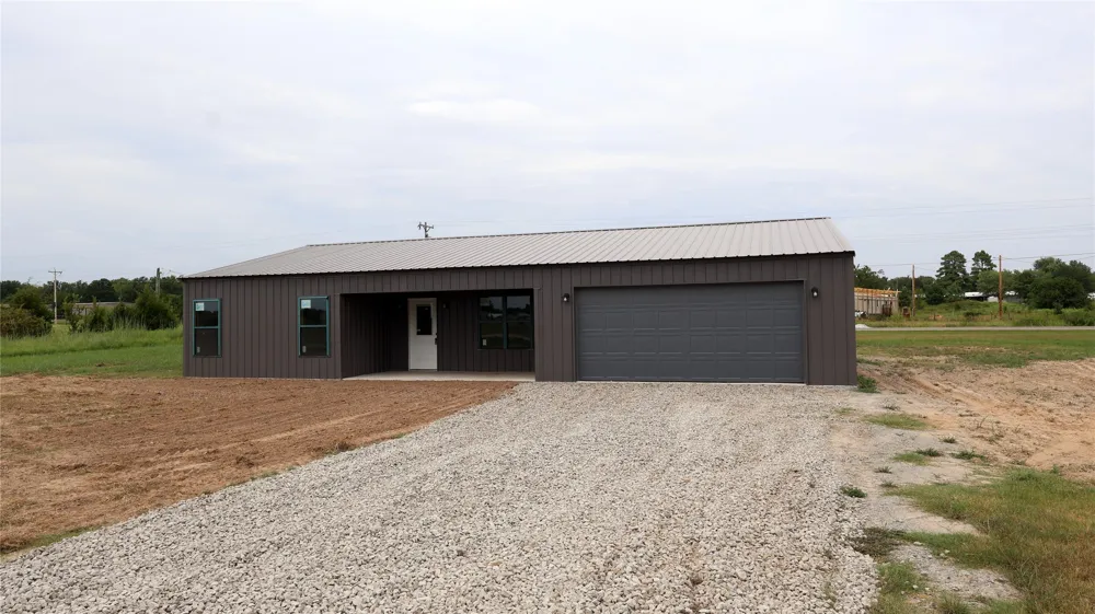 10 Texanna Eufaula, OK 74432